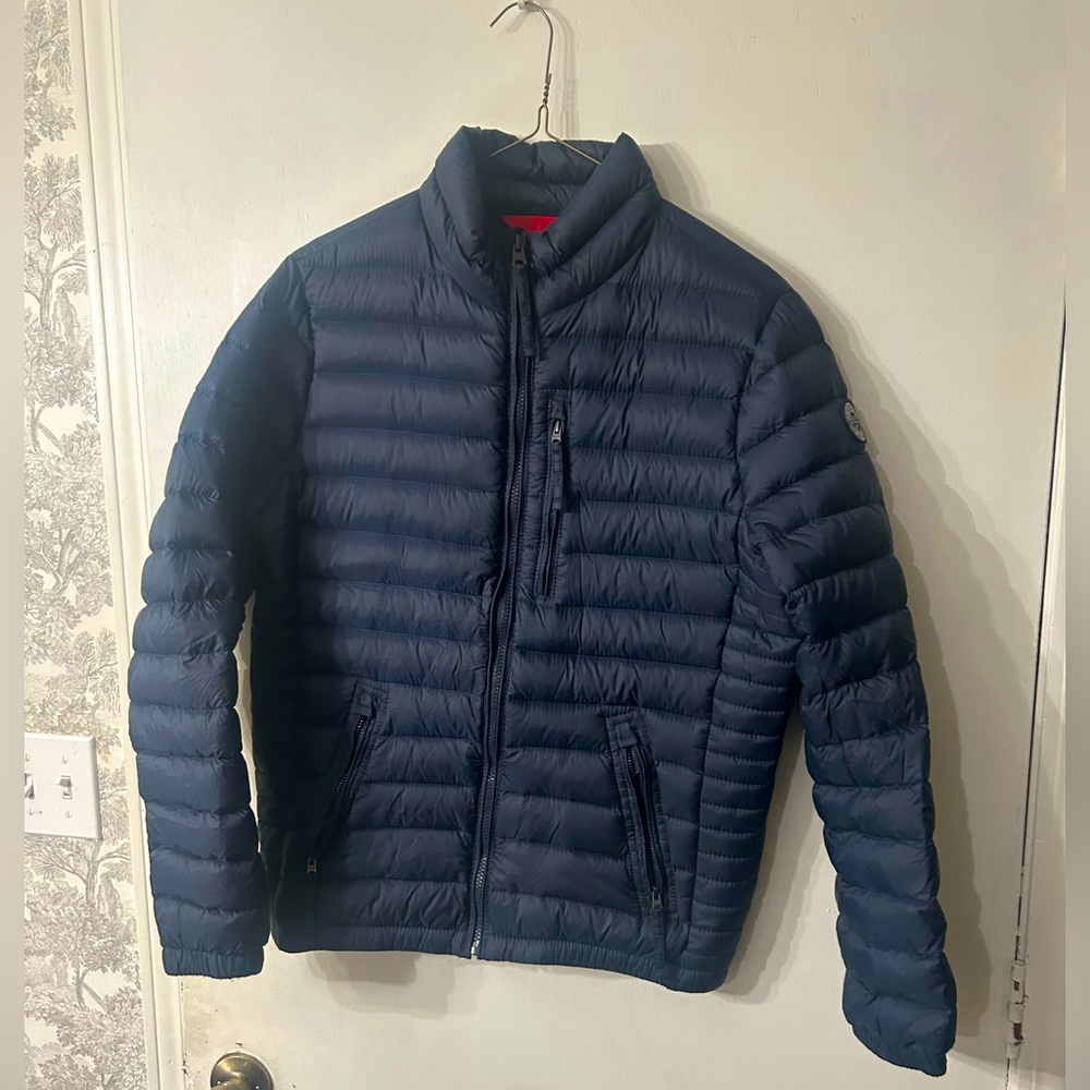 Abercrombie puffer jacket size small brand new never worn no tags.